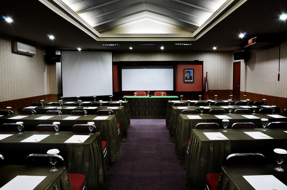 Hotel Anugerah Palembang Dış mekan fotoğraf